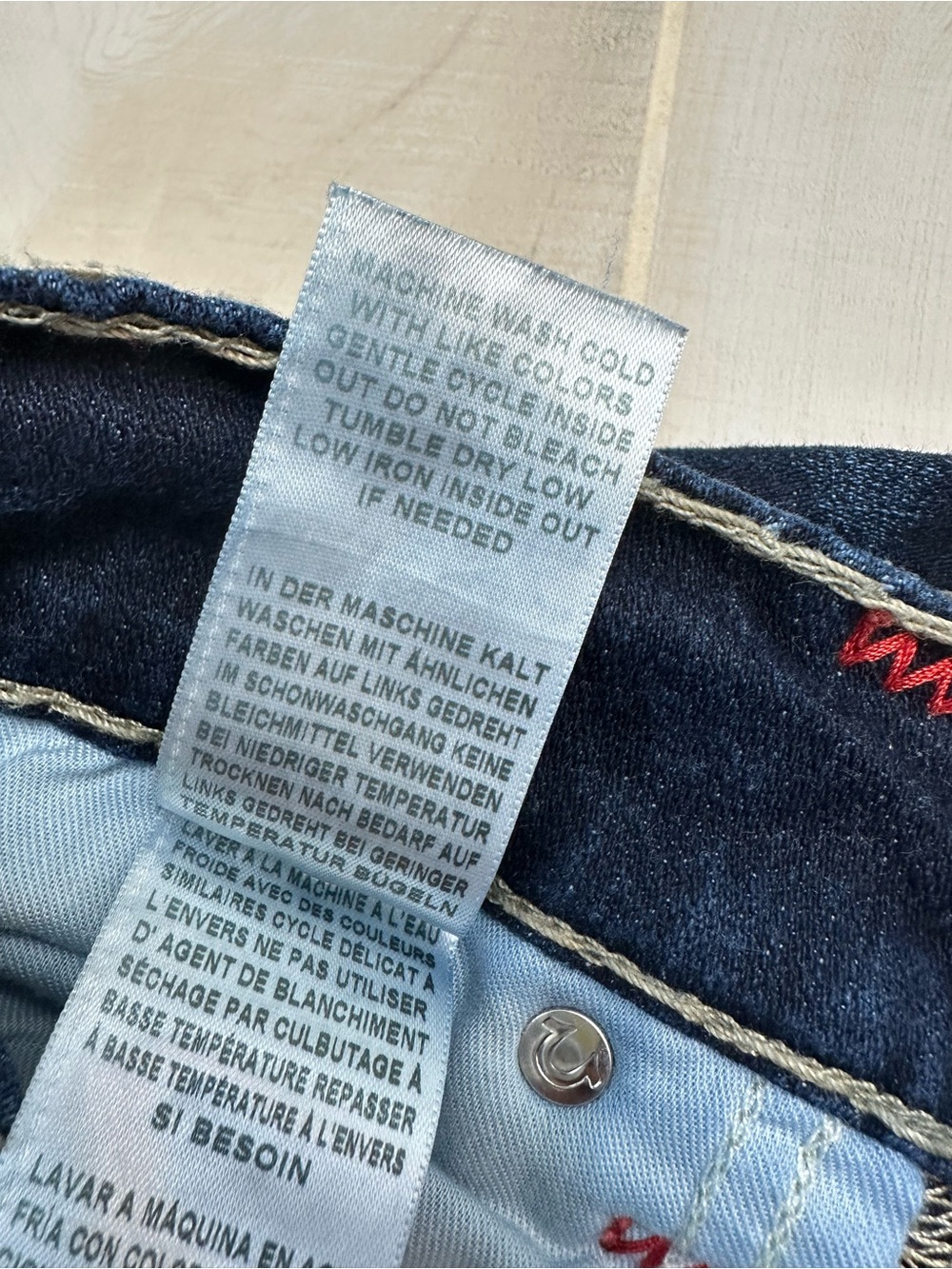 True Religion Women’s Skinny Jeans - Dark Blue with Red White Contrast Stitching - Picture 13 of 13